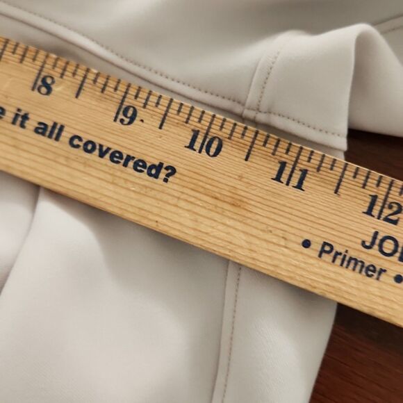 Lululemon On the Fly Jogger, Silverstone, Size 6, W5BZDS - Picture 9 of 10